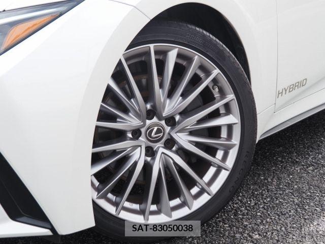 Lexus IS 2022-03 397103-8