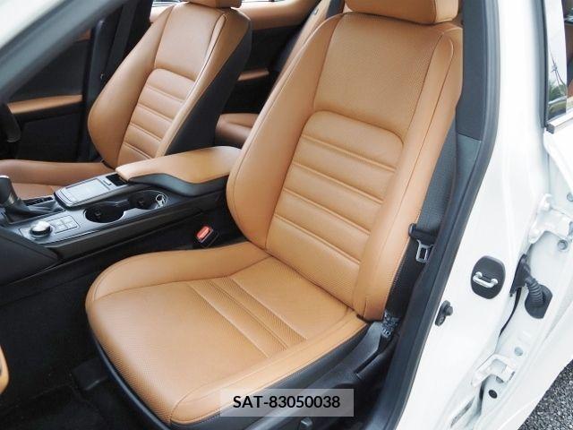 Lexus IS 2022-03 397103-11