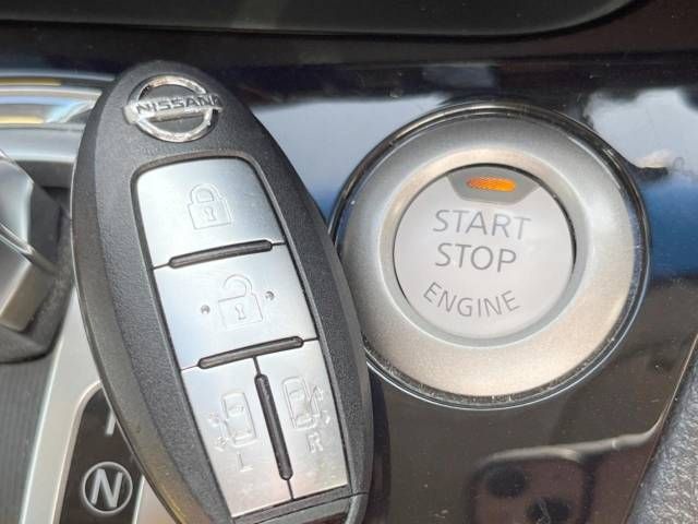 Nissan SERENA 2015-06 9315-6