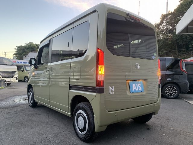 Honda N-VAN 2020-10 28482-6