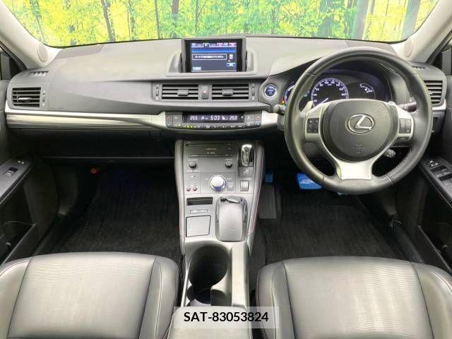Lexus CT 2013-03 391809-1