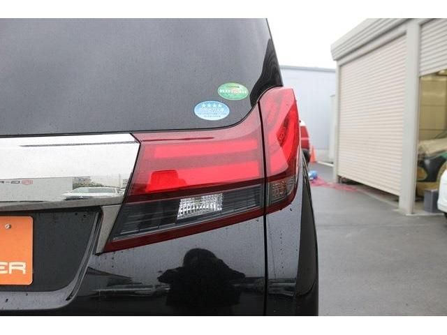Toyota ALPHARD 2017-03 182771-5