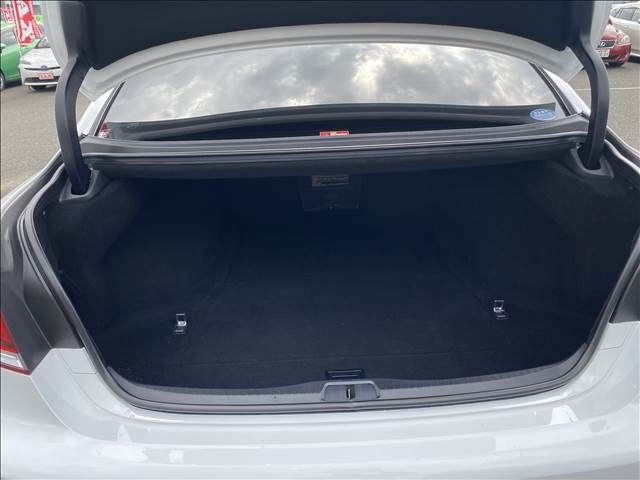 Lexus LS 2014-07 21987-14