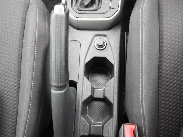 VolksWagen POLO 2018-11 192660-14