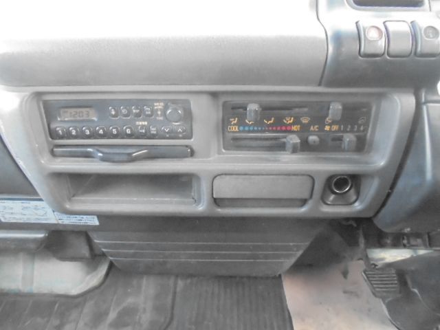 Isuzu ELF TRUCK 2003-06 1241-13