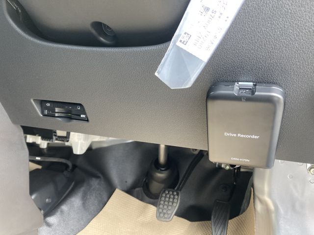 Daihatsu HIJET CARGO 2023-08 19975-9