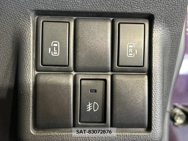 Nissan ROOX 2012-01 388512-2