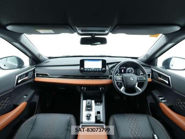 Mitsubishi OUTLANDER PHEV 2023-03 214349-4