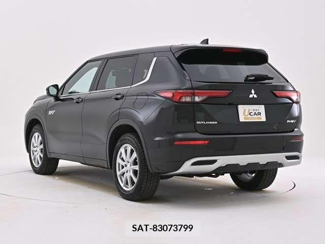 Mitsubishi OUTLANDER PHEV 2023-03 214349-19