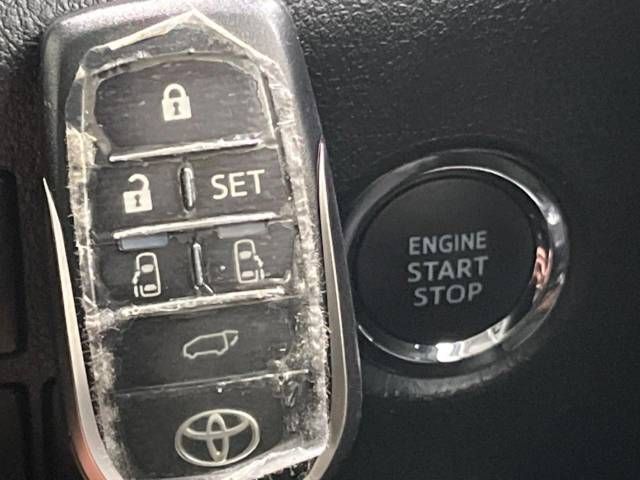 Toyota ALPHARD 2022-11 180624-7