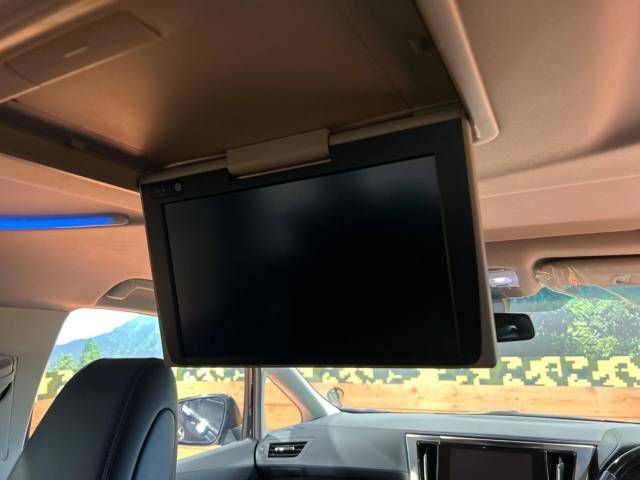 Toyota ALPHARD 2021-08 185943-4