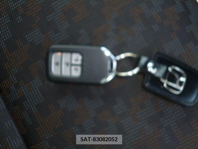 Honda FREED HYBRID 2023-06 270564-26
