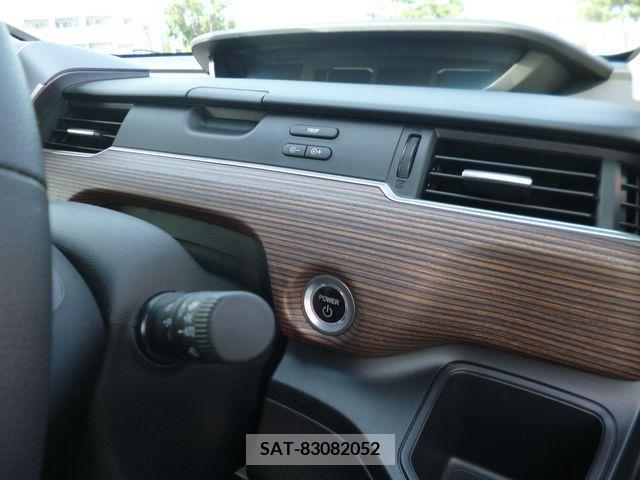 Honda FREED HYBRID 2023-06 270564-9