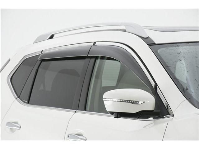 Nissan X-TRAIL 2016-02 17365-7