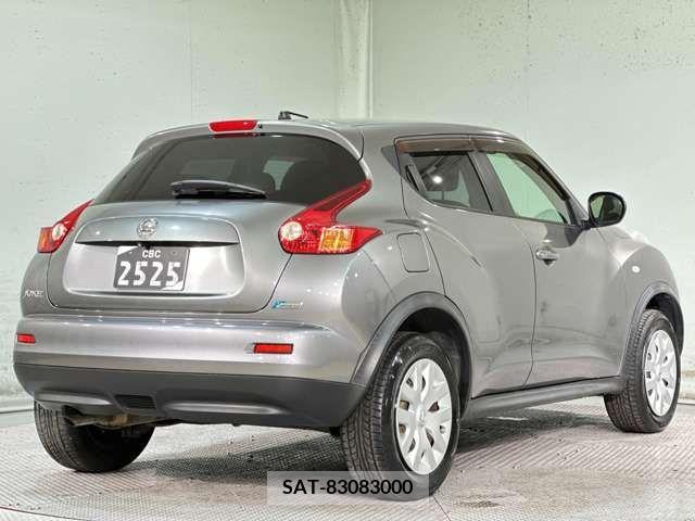 Nissan JUKE 2011-07 273996-8