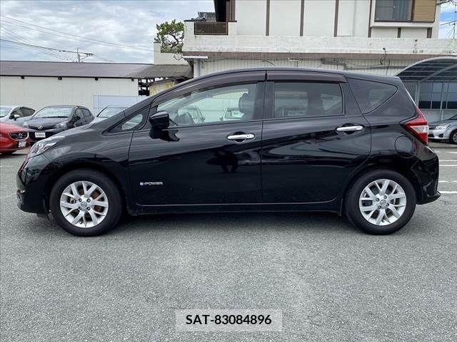 Nissan NOTE 2017-03 385617-10
