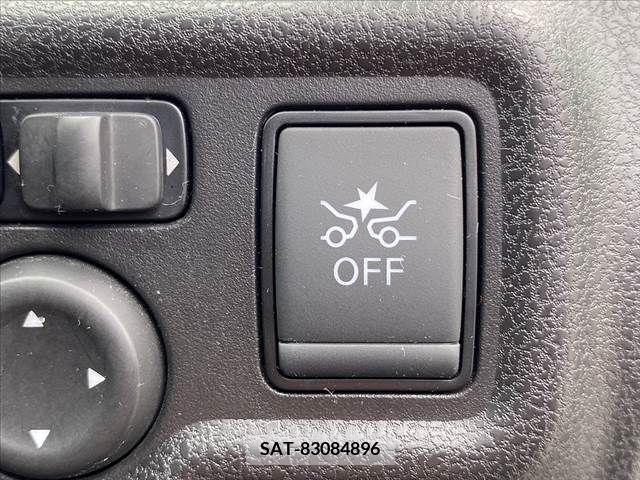 Nissan NOTE 2017-03 385617-26