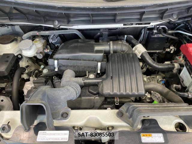 Suzuki SPACIA 2021-09 330789-18