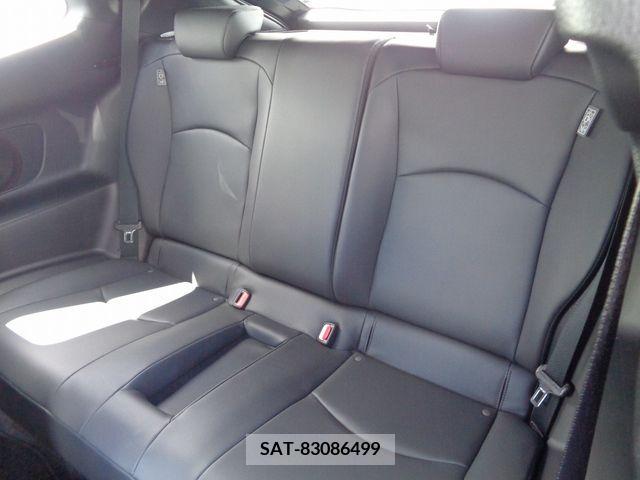 Toyota YARIS 2023-08 304824-6