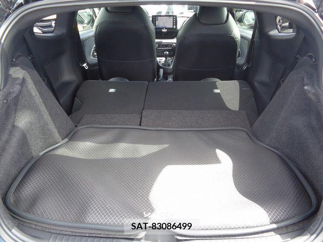Toyota YARIS 2023-08 304824-8