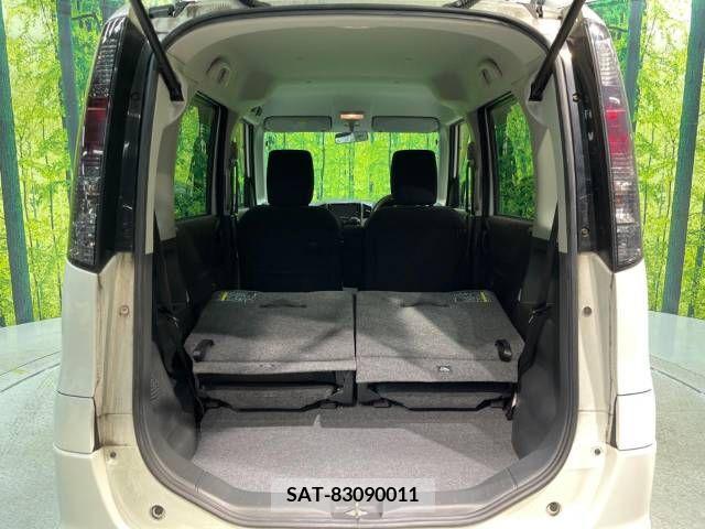 Nissan ROOX 2013-03 256715-11