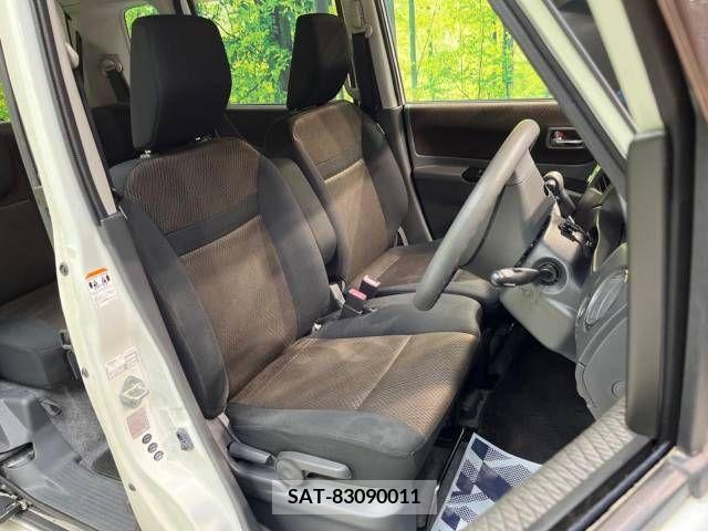 Nissan ROOX 2013-03 256715-9