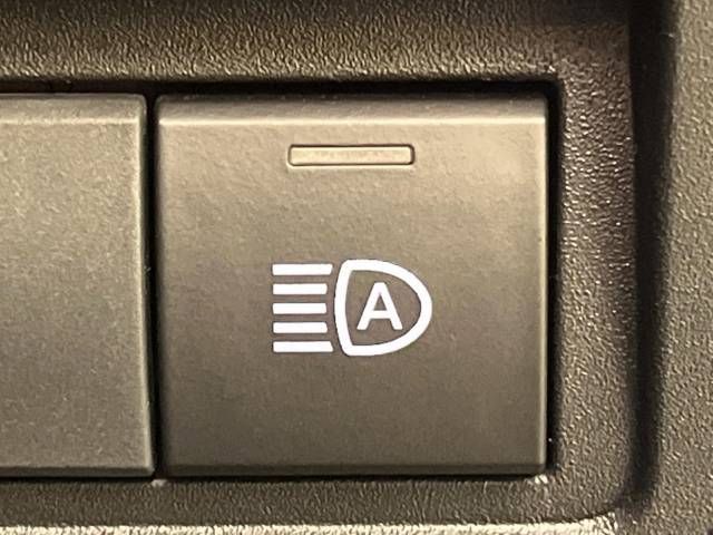 Toyota YARIS CROSS 2023-03 180847-6