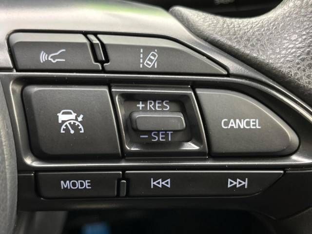 Toyota YARIS CROSS 2023-03 180847-4