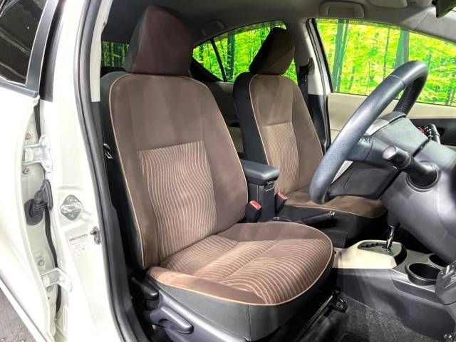 Toyota AQUA 2012-12 189568-8