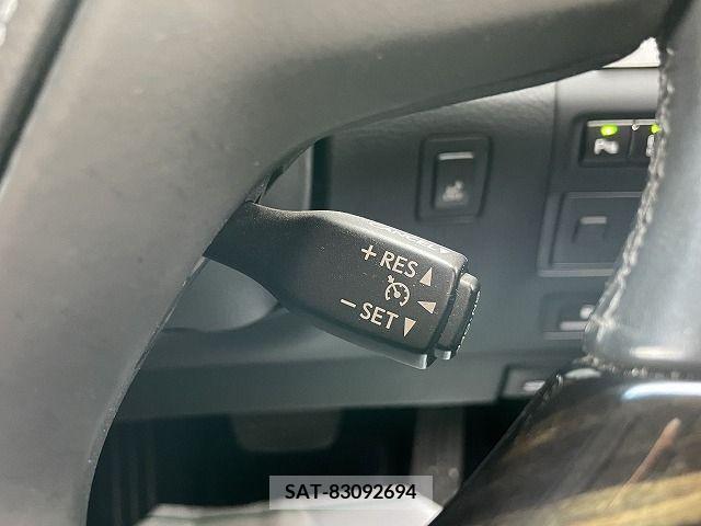 Lexus LS 2016-08 275526-16