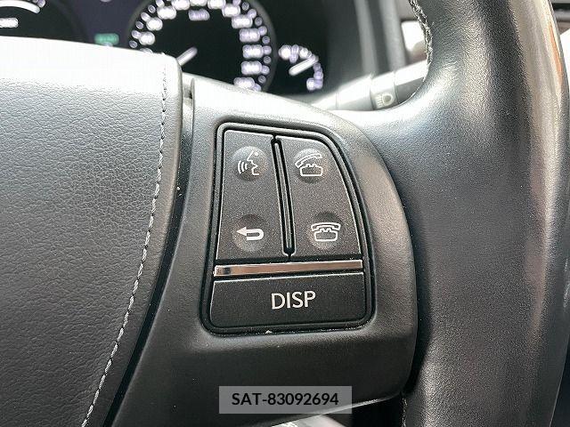 Lexus LS 2016-08 275526-15