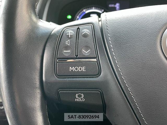 Lexus LS 2016-08 275526-14