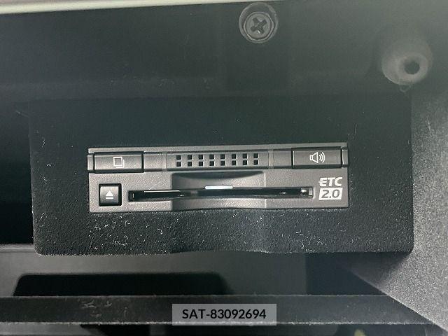 Lexus LS 2016-08 275526-13
