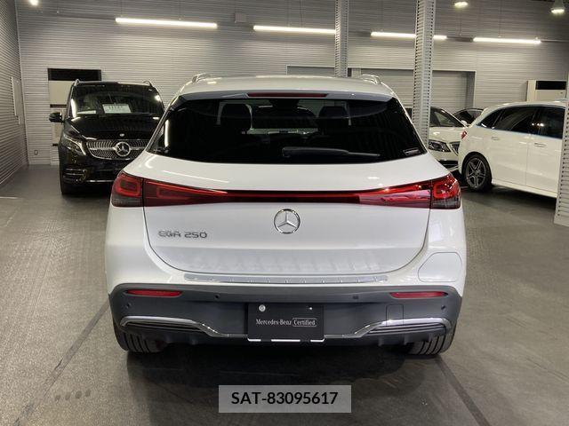 Mercedes Benz EQA 2023-06 208811-3