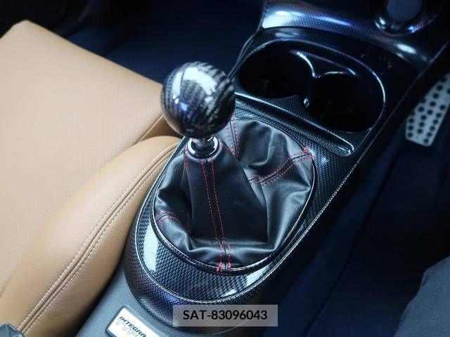 Honda INTEGRA 2006-04 235296-3