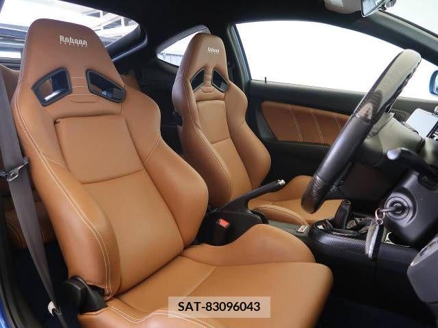 Honda INTEGRA 2006-04 235296-9