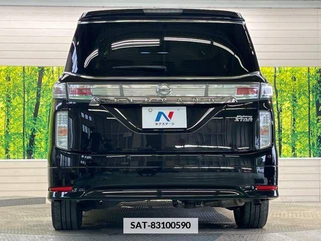 Nissan ELGRAND 2015-08 377894-15