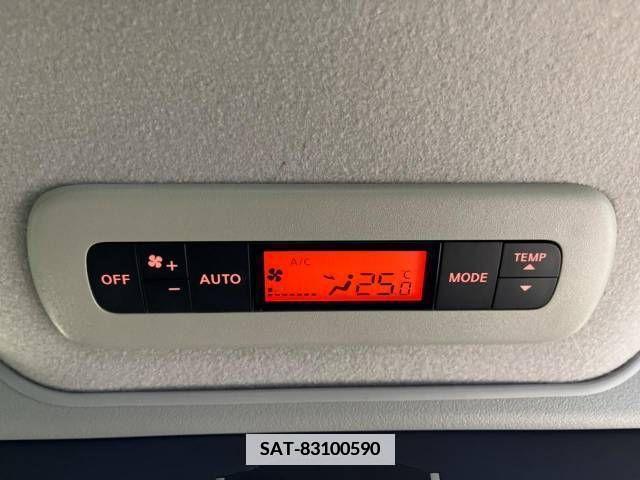 Nissan ELGRAND 2015-08 377894-6