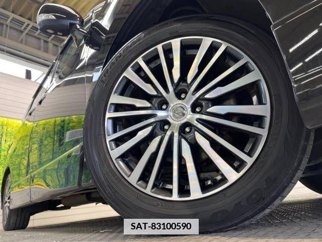 Nissan ELGRAND 2015-08 377894-13