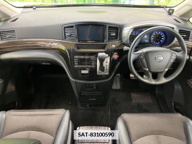 Nissan ELGRAND 2015-08 377894-1