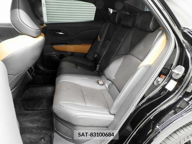 Toyota CROWN 2023-01 358182-24