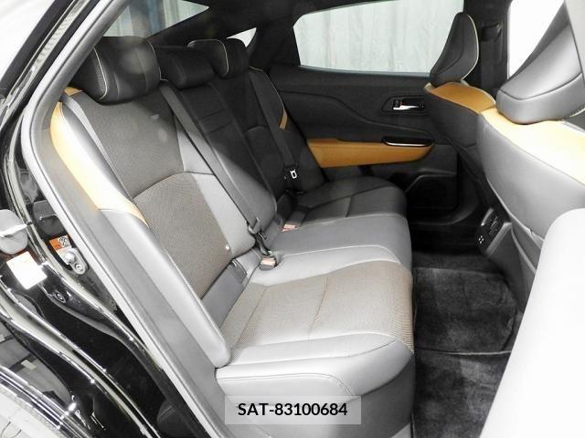 Toyota CROWN 2023-01 358182-23