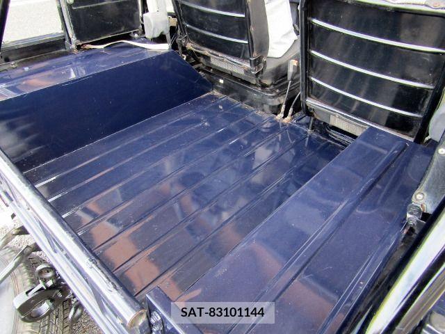 Mitsubishi JEEP 1982-02 361904-16