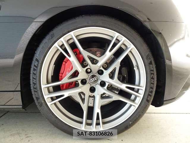 Audi R8 2021-06 389465-7