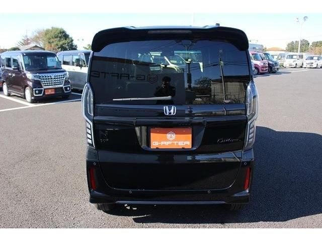 Honda N BOX CUSTOM 2022-11 186471-8