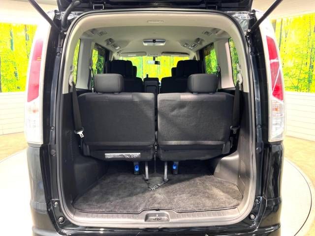 Nissan SERENA 2011-12 20518-11