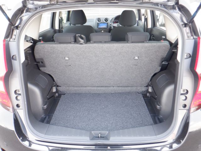 Nissan NOTE 2019-08 11711-13