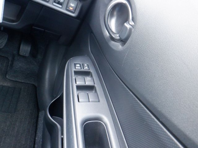 Nissan NOTE 2019-08 11711-9