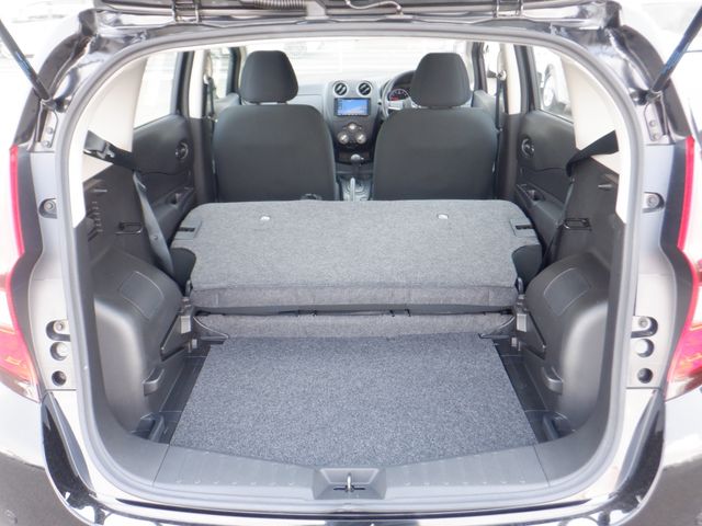 Nissan NOTE 2019-08 11711-14