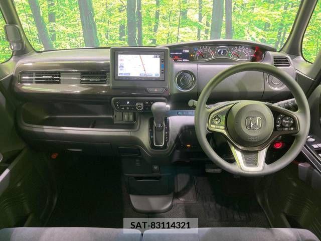 Honda N BOX CUSTOM 2020-06 233209-1